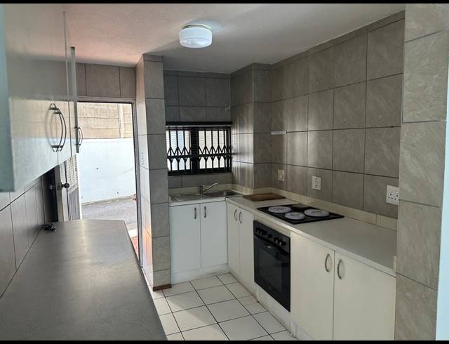 2 BEDROOM APARTMENT FOR SALE IN BLUFF